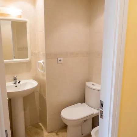 Apartment Charming In With Shared Pool