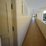 Charming In With Shared Pool 아파트