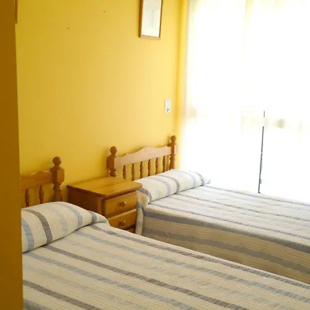 Charming In With Shared Pool Apartment *